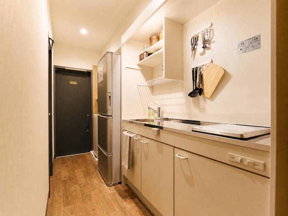 Akasaka Guesthouse HIVE Hostel in Kanagawa Prefecture