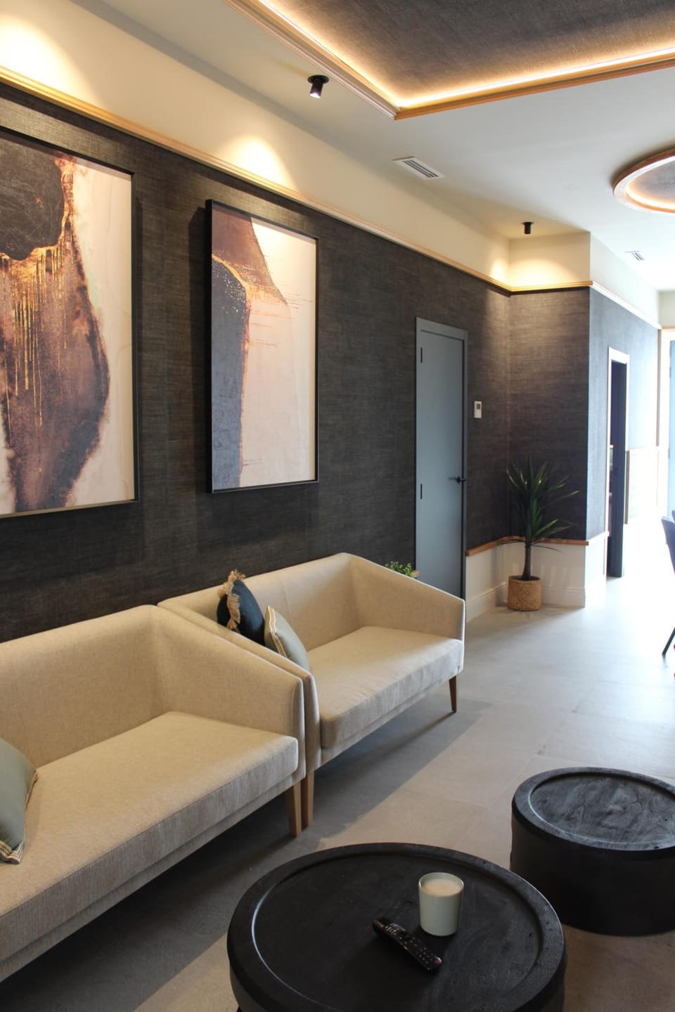 Promotur Suites - Ayora Hotel in Valencia