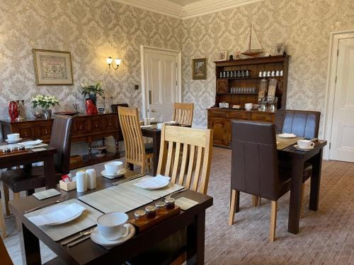 The Rectory Lacock - Boutique Bed and Breakfast Hotel in England