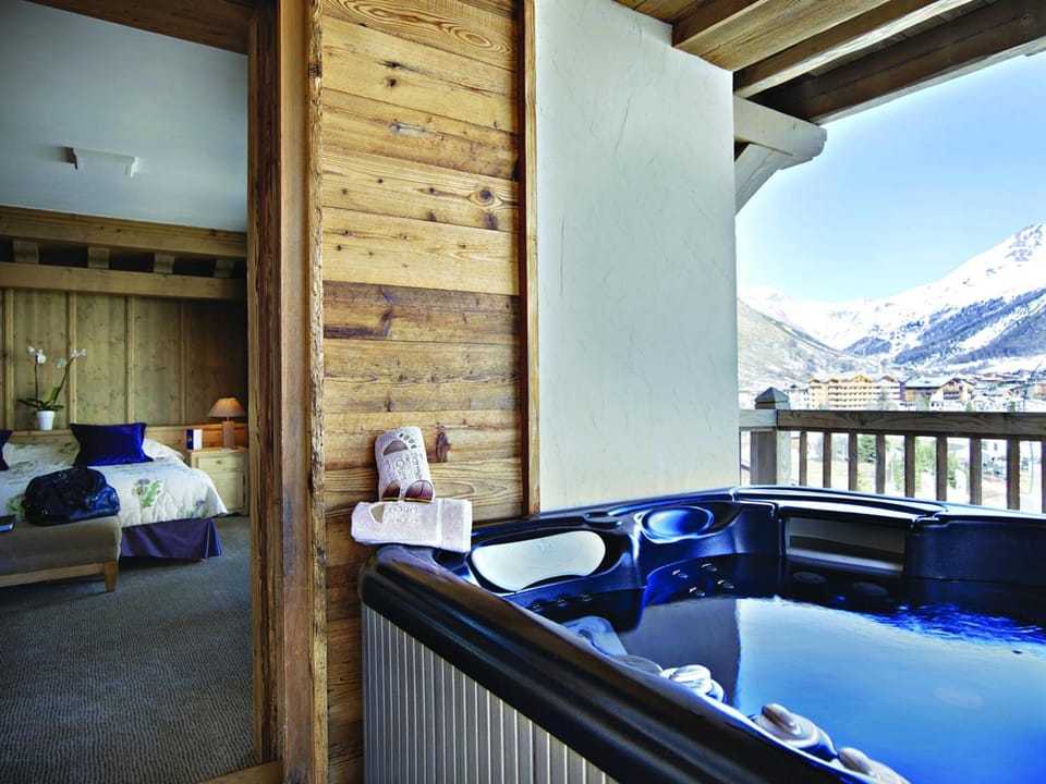 Hotel Les Barmes De l'Ours Hotel in Val dIsere