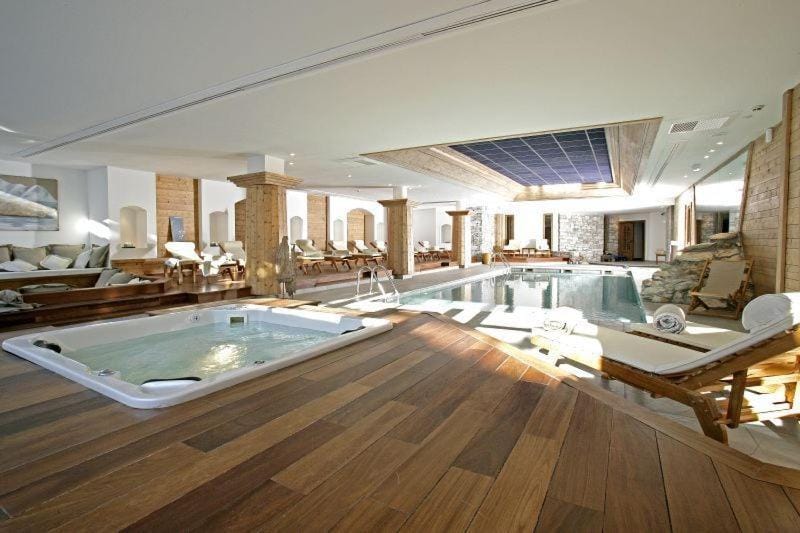 Hotel Les Barmes De l'Ours Hotel in Val dIsere