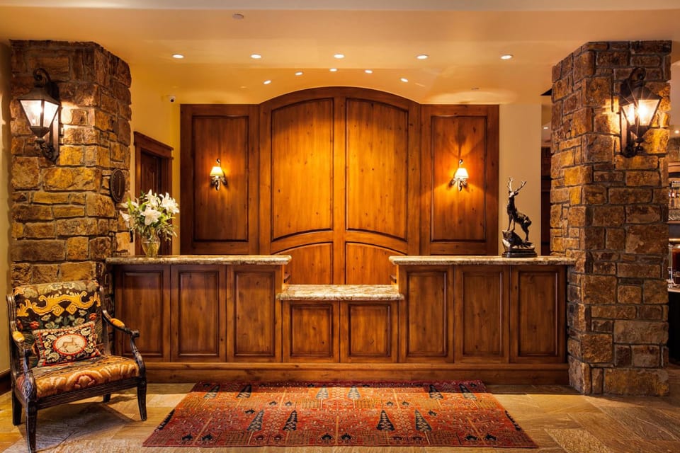 Tivoli Lodge Hotel in Vail