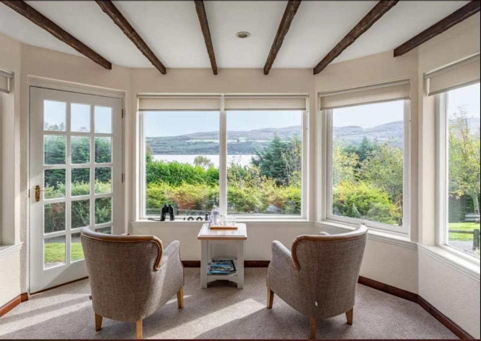 Loch Ness Cottages Hotel in Scotland