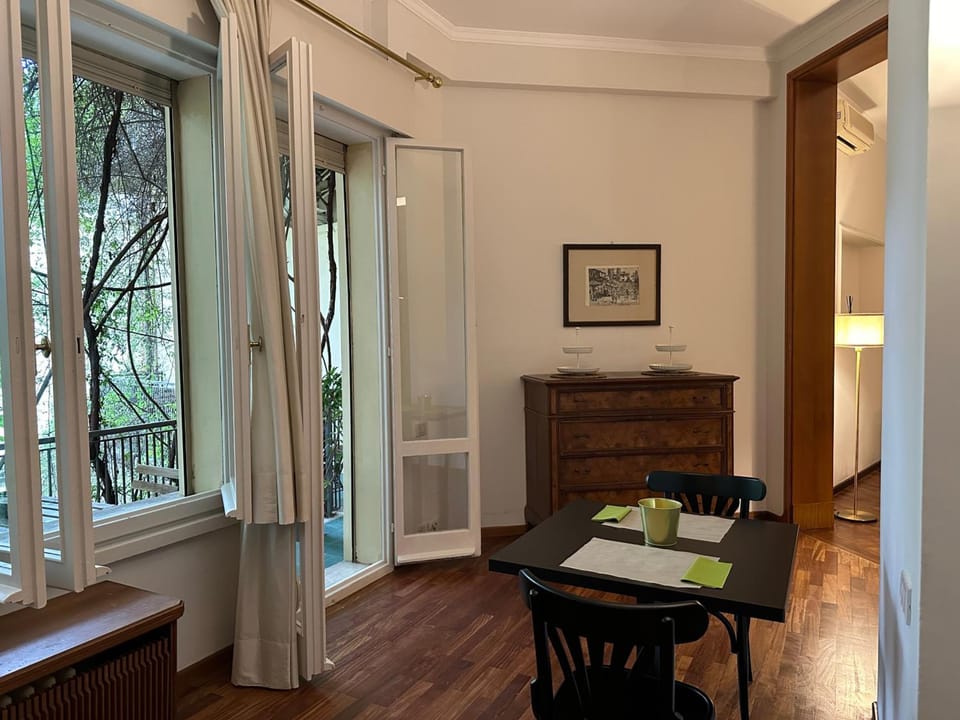 Room & Breakfast D'Annunzio Hotel in Ravenna