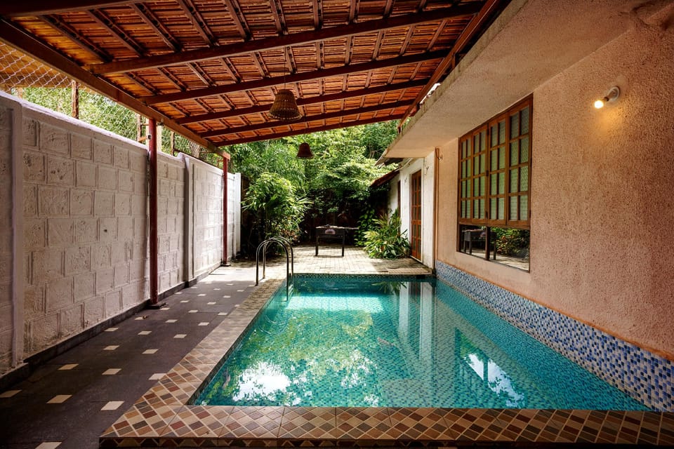 Private pool
