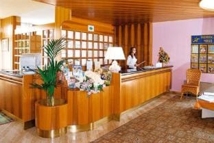 Hotel Royal Hotel in Garda