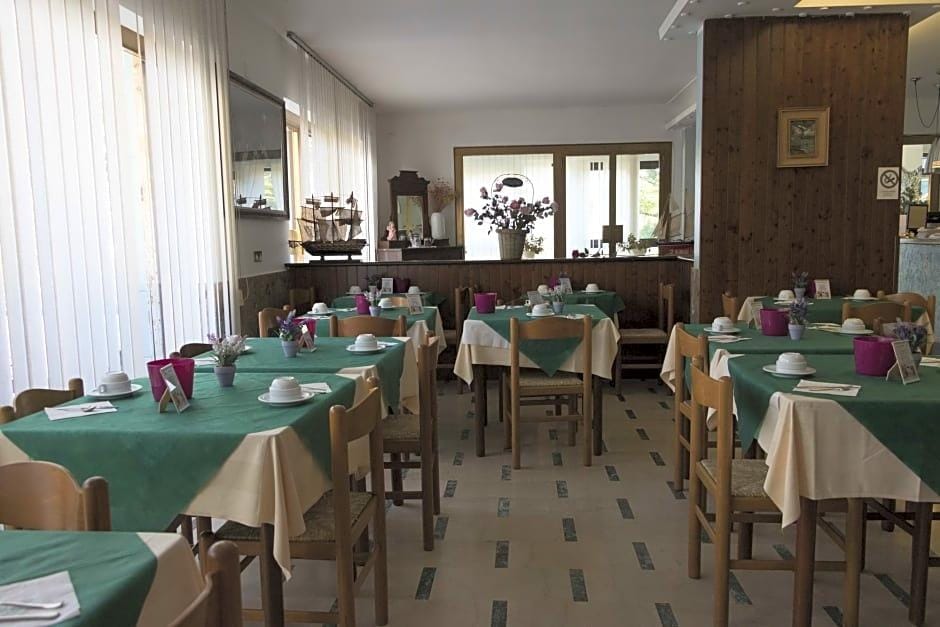 Primavera Hotel in Desenzano del Garda