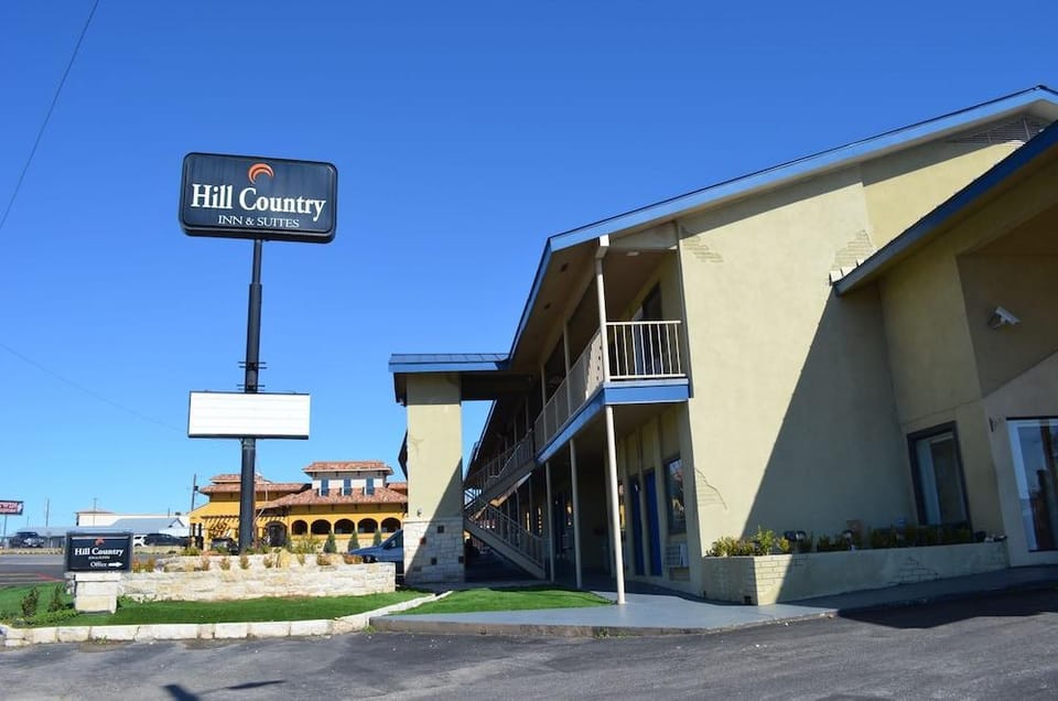 Hill Country Inn Marble Falls Hotel in Marble Falls