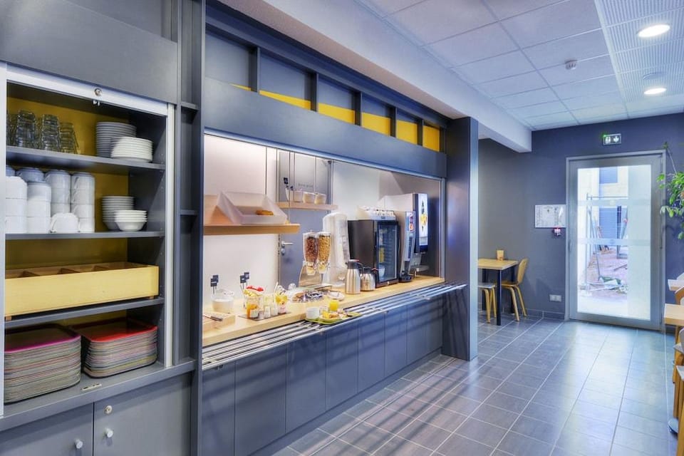 B&B HOTEL Marseille Les ports Hotel in Marseille