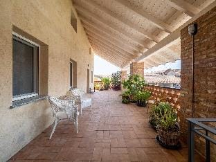 Green Lodge - Apartment 7 - 2 BR, 2 BATH Hotel in Lombardy