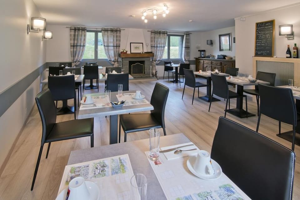 Auberge Le Cantou Hotel in Auvergne-Rhône-Alpes