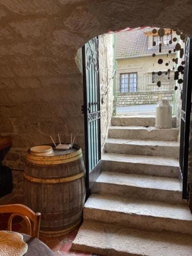 Sous la Glycine Hotel in Giverny