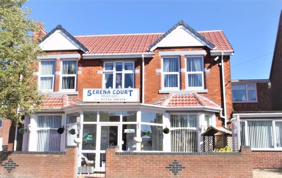 Serena Court Hotel Hotel in Skegness