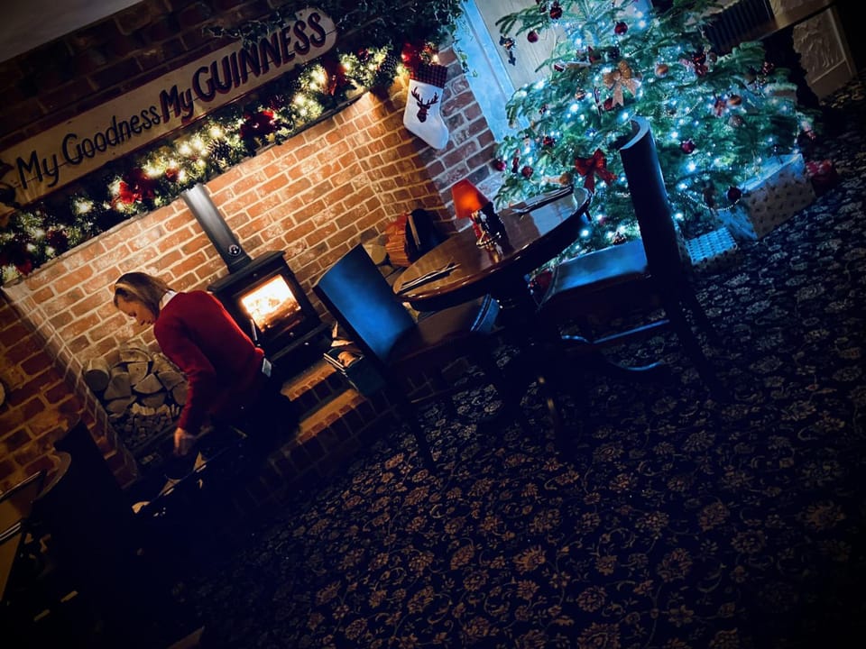 The Red Lion Inn in England