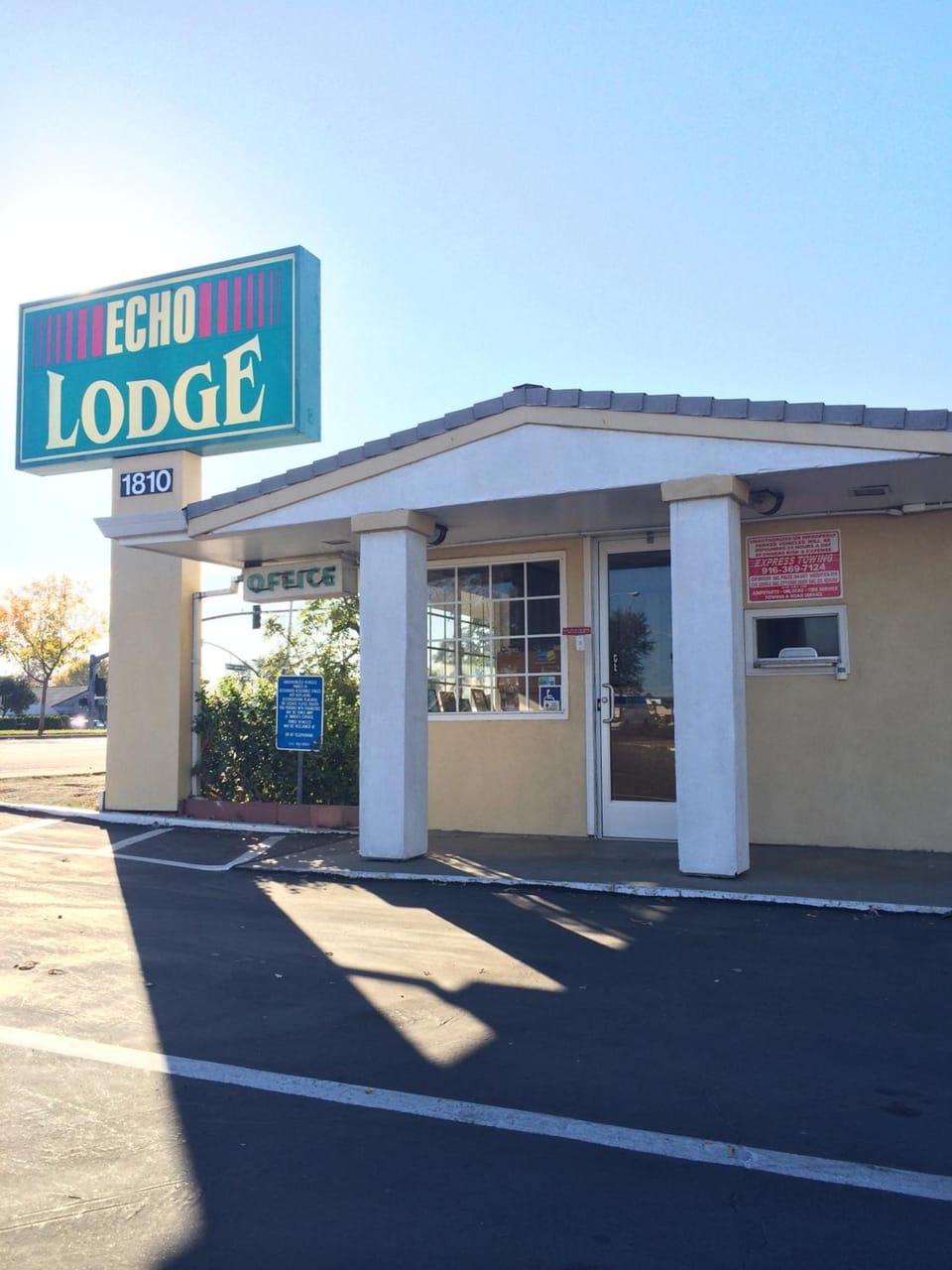 Echo Lodge Motel in West Sacramento