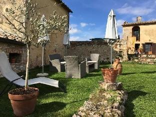 La Canonica di San Michele Hotel in Tuscany