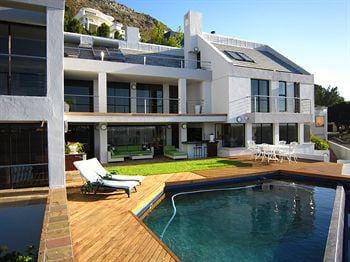 185 on Beach Boutique Suites and Apartments Hotel in Cape Town