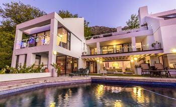 185 on Beach Boutique Suites and Apartments Hotel in Cape Town