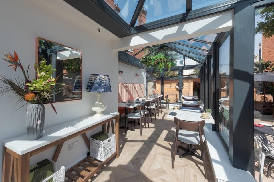 Florence Gardens Hotel & Restaurant Hotel in Portsmouth