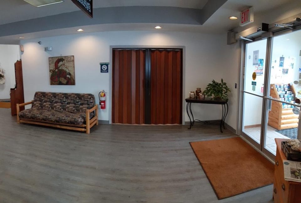 White Pine Lodge Hotel in Wisconsin