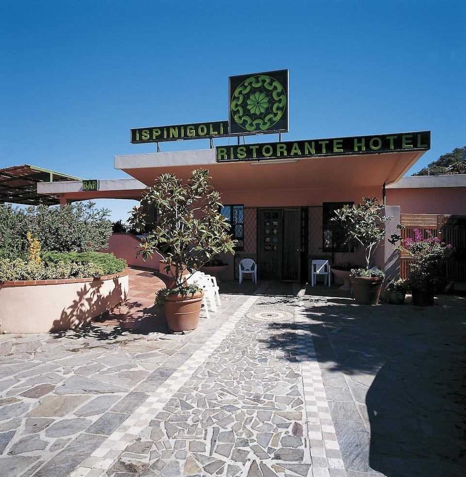 Hotel Ispinigoli Hotel in Sardinia