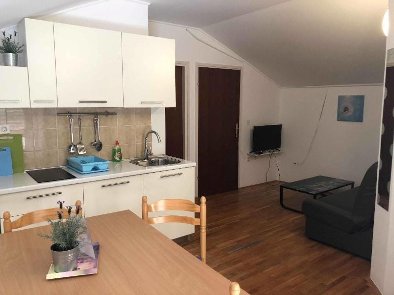 Apartmani Ana&Ita Hotel in Novalja