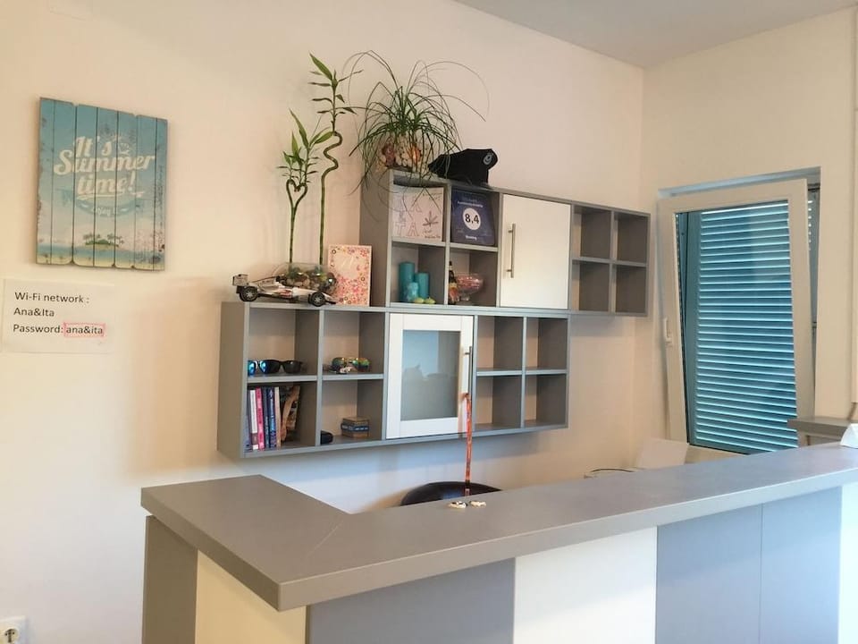 Apartmani Ana&Ita Hotel in Novalja