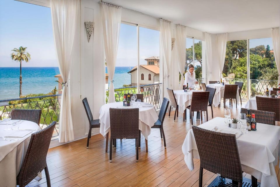 Hotel Moresco Hotel in Diano Marina