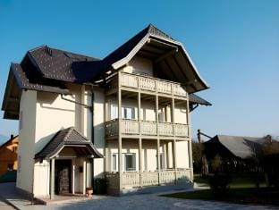 Apartments Vila Marjetica Hotel in Bled