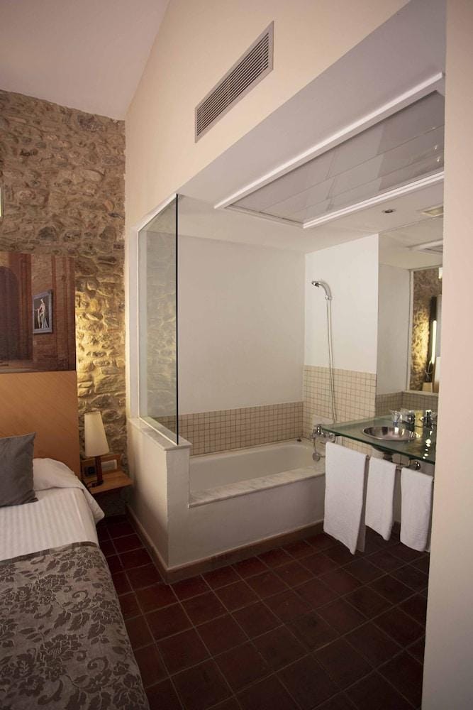 Hotel Arcs de Monells Hotel in Baix Empordà