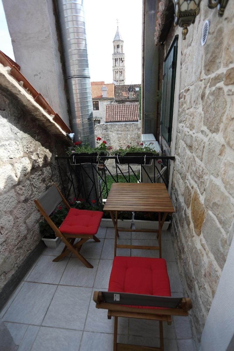Golden Gate Rooms Hotel in Split