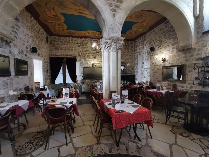 Golden Gate Rooms Hotel in Split