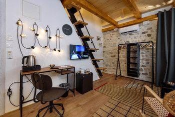 Apartments & Rooms Tiramola Hotel in Trogir