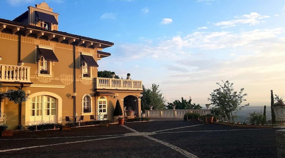 La Ribezza Boutique Hotel Hotel in Monforte d'Alba