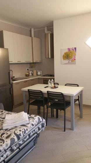 Bel Sorriso Varese - Dormire Felice Rooms & Apartments Hotel in Varese