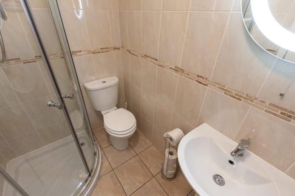 Cedars Guest House Hotel in Dunoon