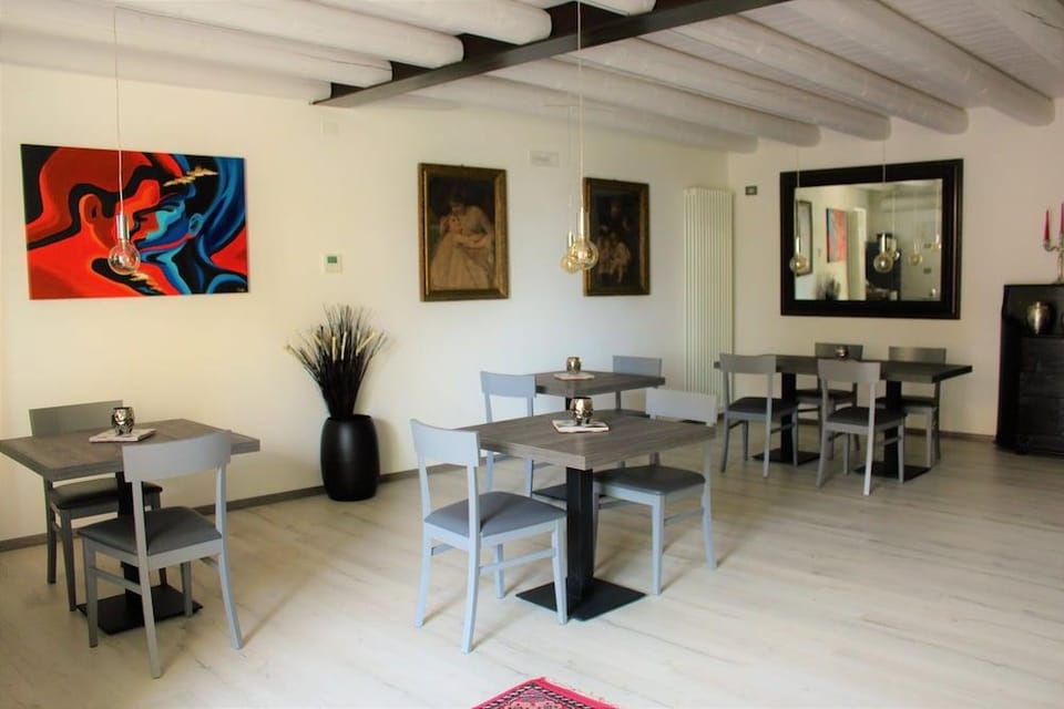 Arco di Vino - Tourist Location Hotel in Veneto