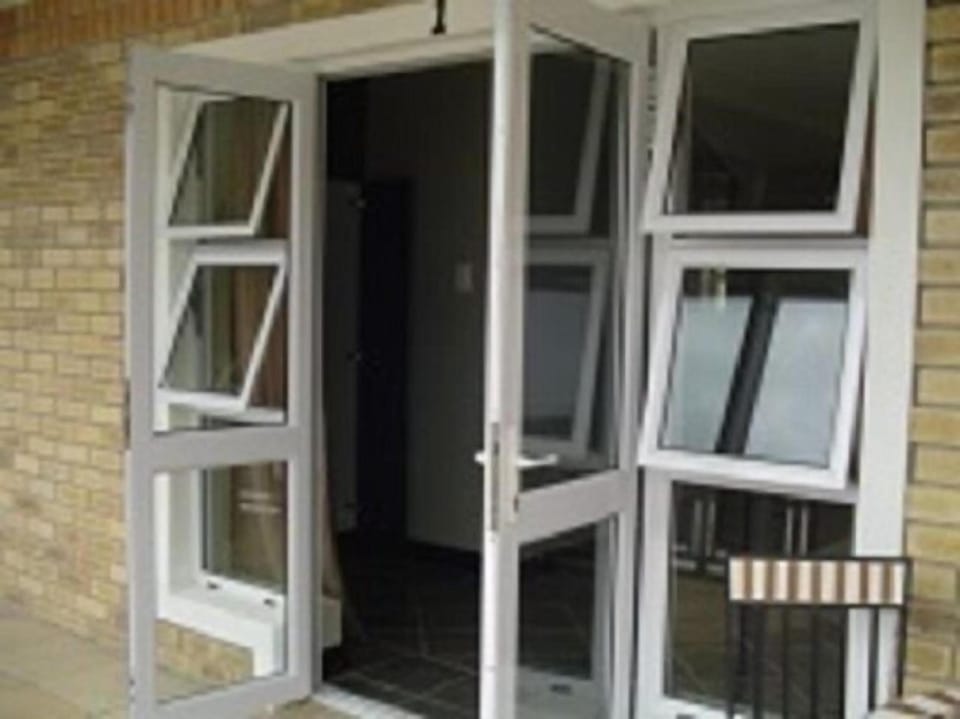 Mount Lodge Humewood Hotel in Port Elizabeth