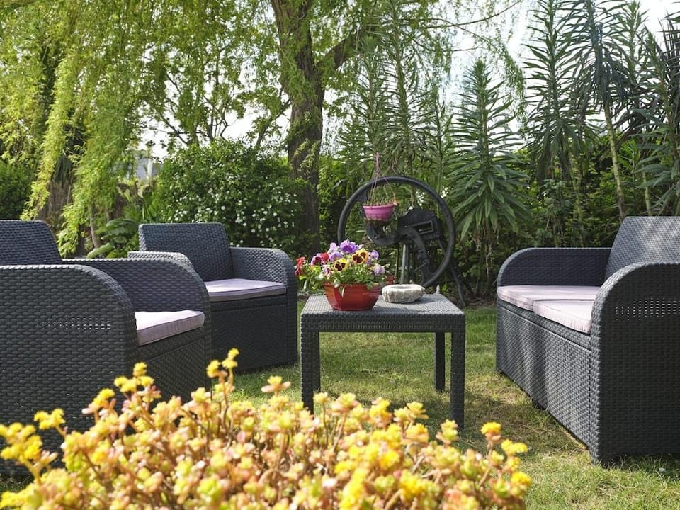 Les Roses Hotel in Santec