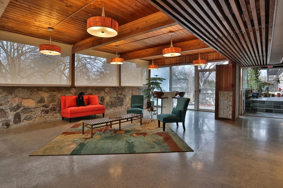 Stone Chalet Bed & Breakfast Inn Hotel in Ann Arbor