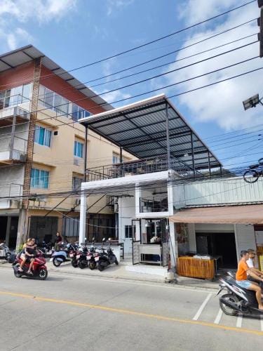 @888byChefKong Hostel in Ko Tao