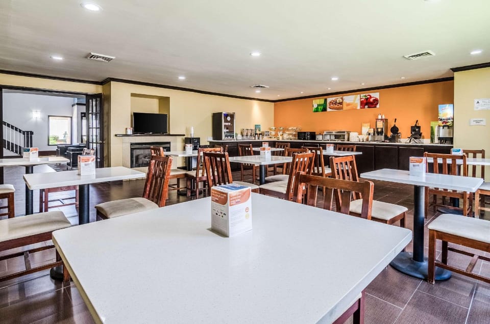 Quality Inn Whiteville North Hotel in North Carolina