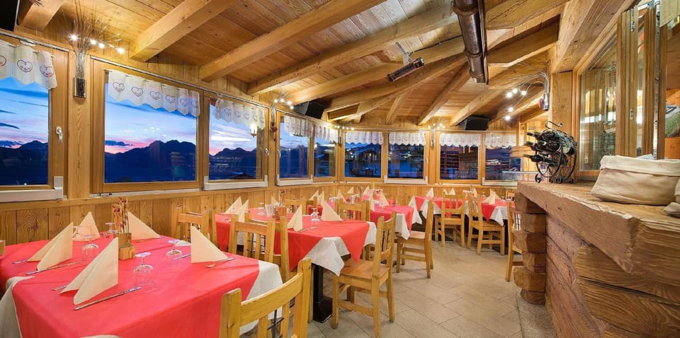 Hotel Gallo Cedrone Hotel in Canton of Grisons