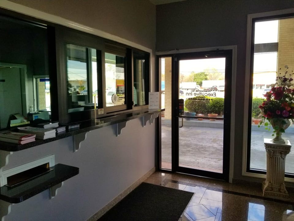 Executive Inn Pasadena Motel in Pasadena