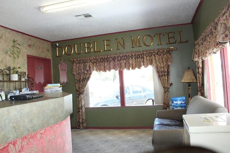 Double N Motel Hotel in Ponca City