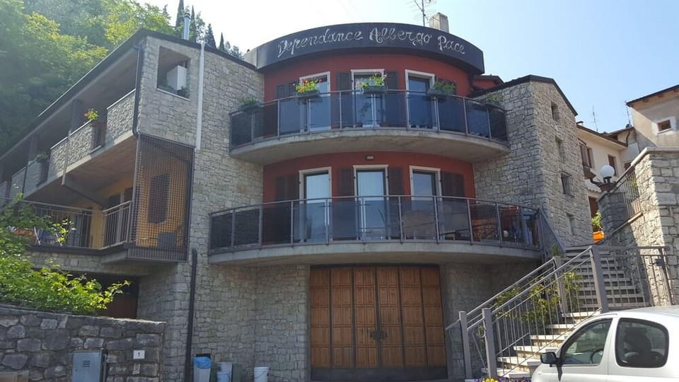 Albergo Pace Hotel in Brenzone sul Garda