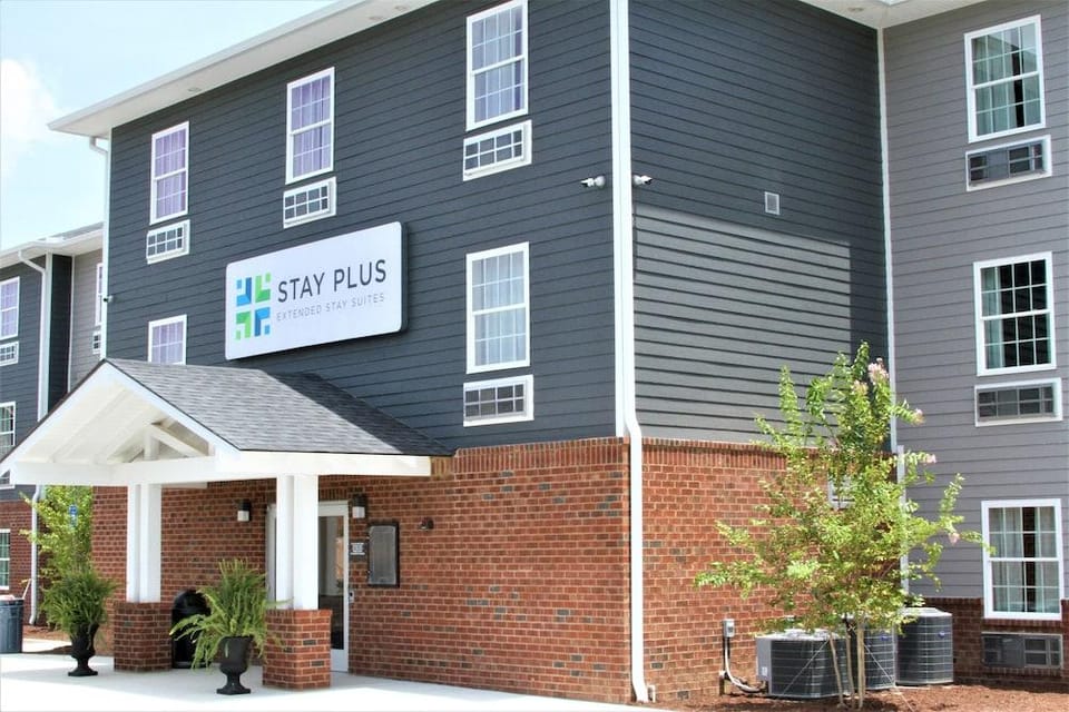 Stay Plus Extended Stay Suites Hotel in Statesboro