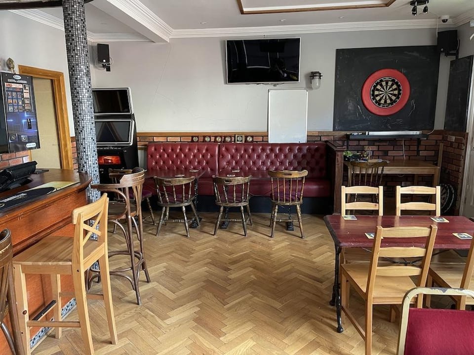 Six Bells Hotels Hotel in Enfield