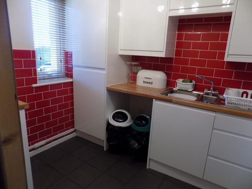 A Home From Home 3 Hotel in Plymouth