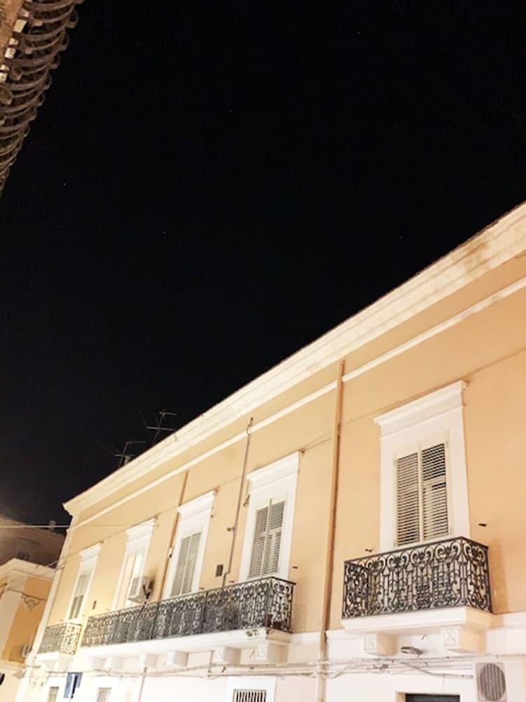 Casa D Angiò Hotel in Manfredonia